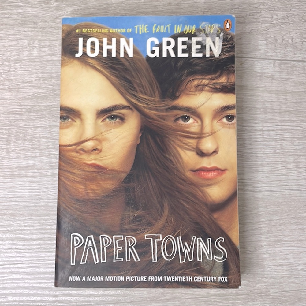 ⭐️2/$6 sale - Paper Towns by John Green